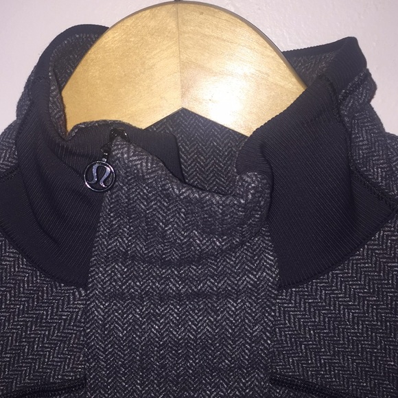 Lululemon base runner 1/2zip heathered herringbone - Picture 4 of 9